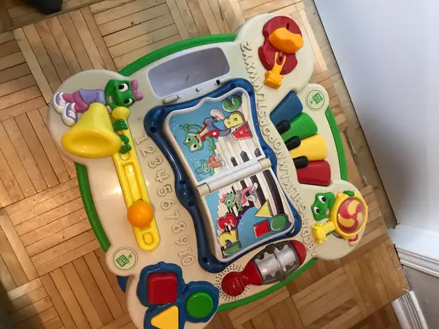 Table d'activités leap frog in Toys in City of Montréal - Image 2