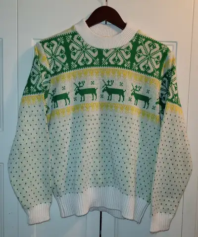 Vintage 70s John Deere - Rare The beautiful body gaurds sweater. Tag needs a stitch. Size tag gone a...