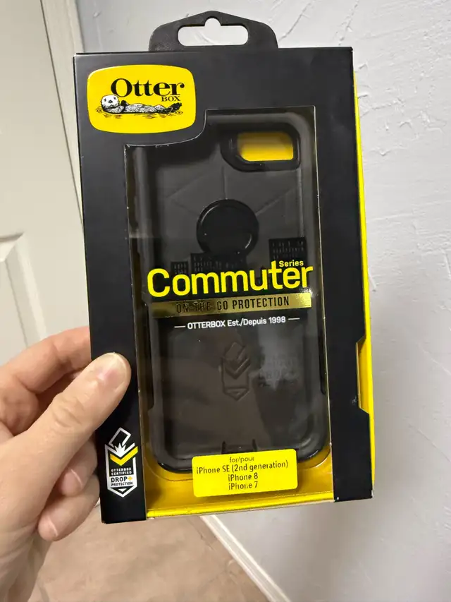 otterbox commuter case  in Cell Phone Accessories in City of Toronto - Image 2