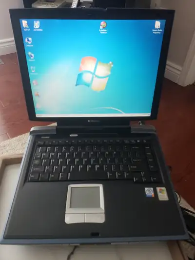 Selling vintage Toshiba Satellite A20 laptop in very good condition. It has installed dual OS: Windo...