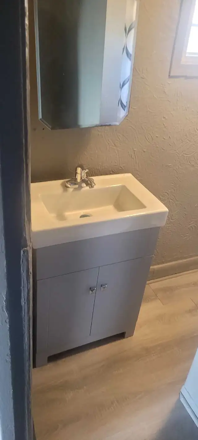 WELLAND UPSCALE ONEBEDROOM APT543429484380180484