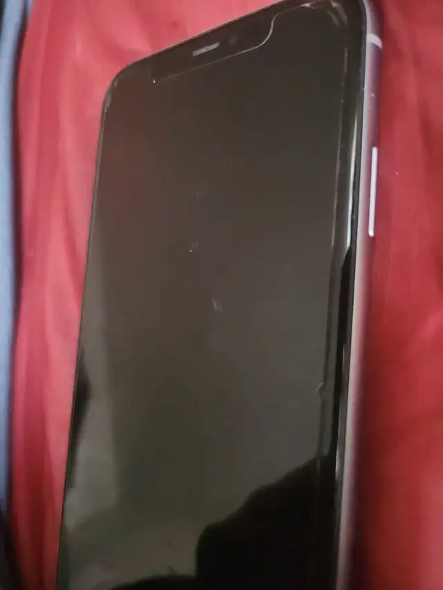 Apple iPhone 11 in Cell Phones in Summerside - Image 3