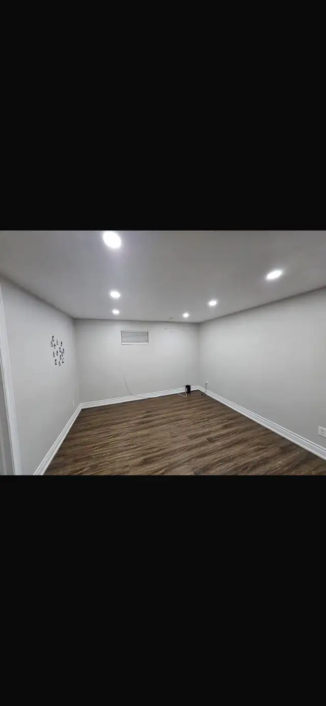 one bedroom bathroom