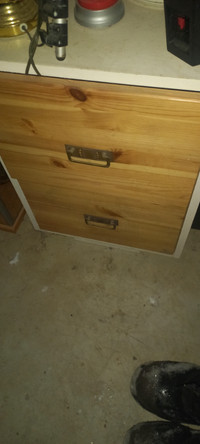 I deliver! Two Drawers Filing Cabinet
