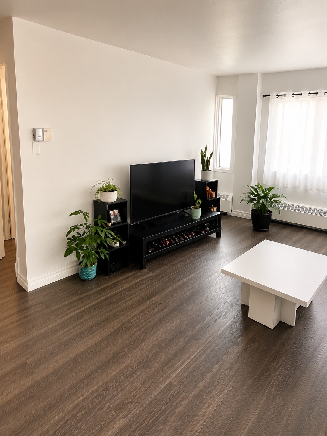 1BR Côte-des-Neiges $1,349 - Heat Included - 50% Off — photo 1