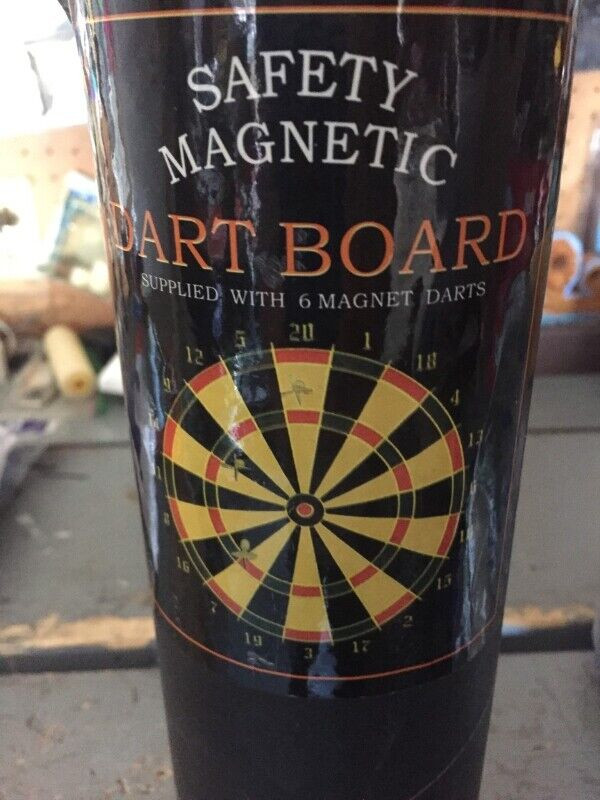 Magnetic dart Board in Toys & Games in North Bay