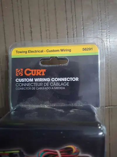 I am selling a new Curt custom wiring connector, part number 56291, designed for the 2016-2019 Honda...