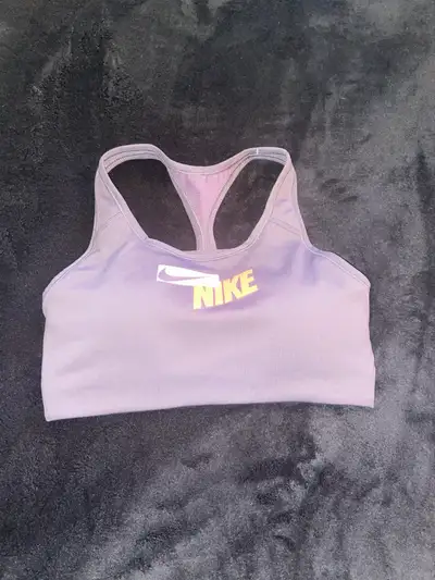 Nike Sports Bra - NEW CONDITION Size Medium, View more