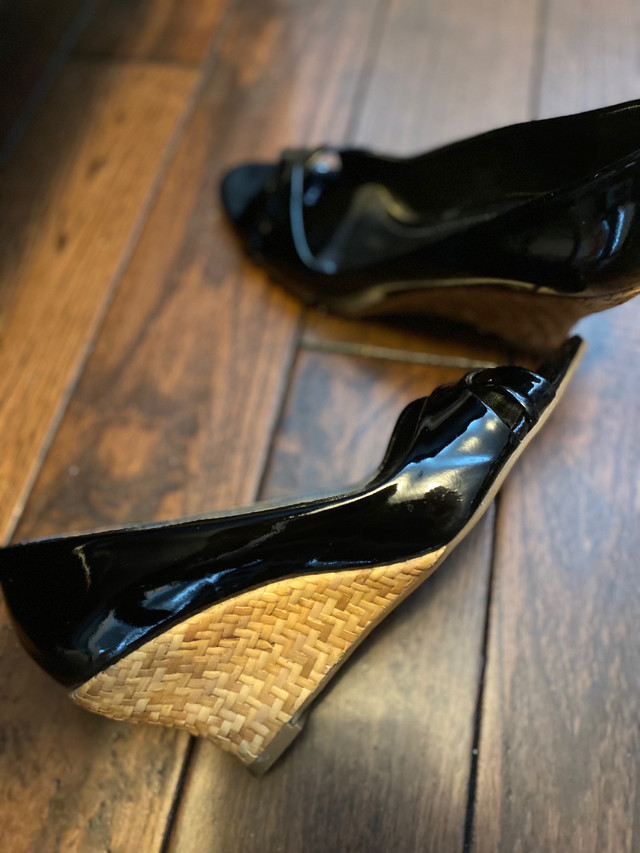 Women’s shoes- size 7 and 8 in Women's - Shoes in Markham / York Region - Image 2