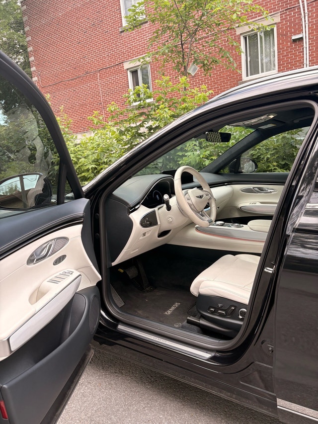 Transfer de Location / Lease Transfer: Electric Genesis GV70 — photo 5