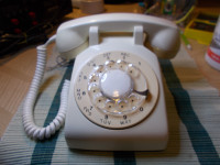 Northern Electric 500 rotary desk set in ivory- works great!