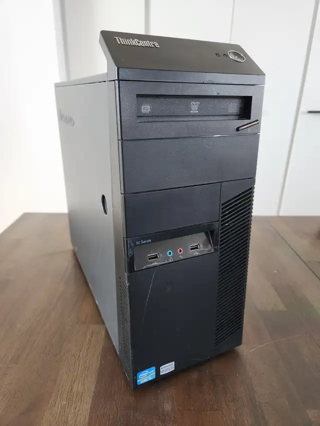 Lenovo Thinkcentre | Intel I5 | 8 Gb RAM | HDD 1 Tb + SSD 60 Gb in Desktop Computers in Laval / North Shore - Image 2