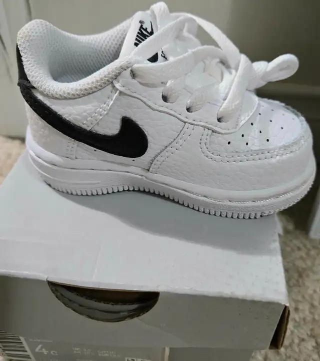 Toddler Nike Air Force 1 (Low tops)62863279530115121