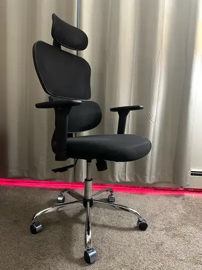 Brand new, original Sytas Ergonomic Office Chair in a crisp white finish. This high-back mesh desk c...