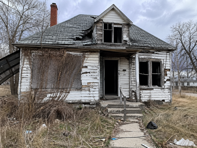 we buy house cash