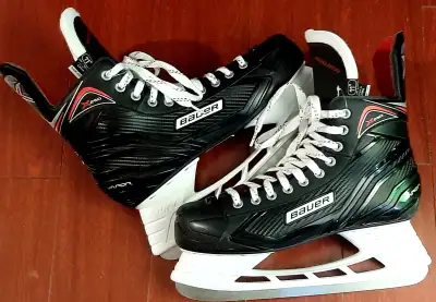 Bauer Vapor X250 Hockey Skate, Senior Size 11 R Brand new condition Worn once.