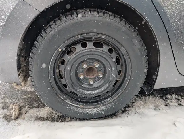 Mazda Winter Tires on Rims 205/60/R16 in Tires & Rims in Markham / York Region - Image 2