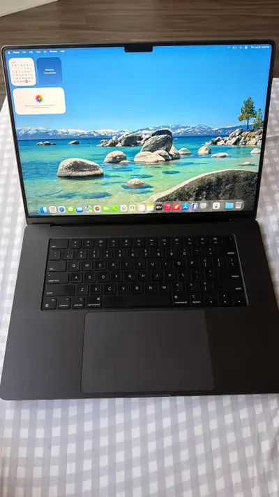 MacBook Pro M4 Pro 48, View more