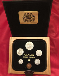1980 Canada Official Officielle Coin Set in Wood Box