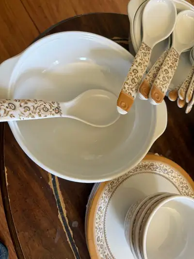 Brand new melamine dinner set, View more