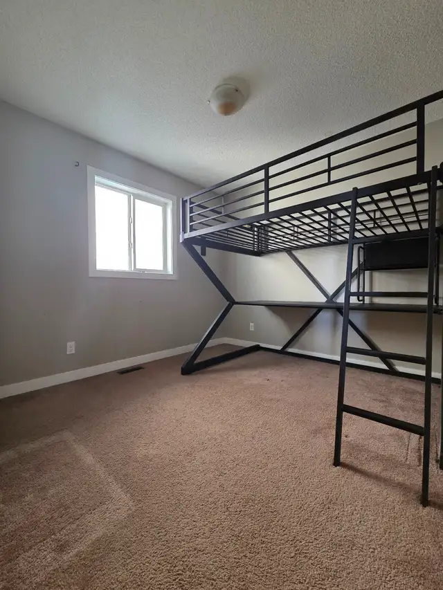 Private room for rent
