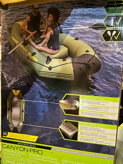 Only ever used once, it’s brand new pretty much and comes with paddles and ropes, please pm if inter...