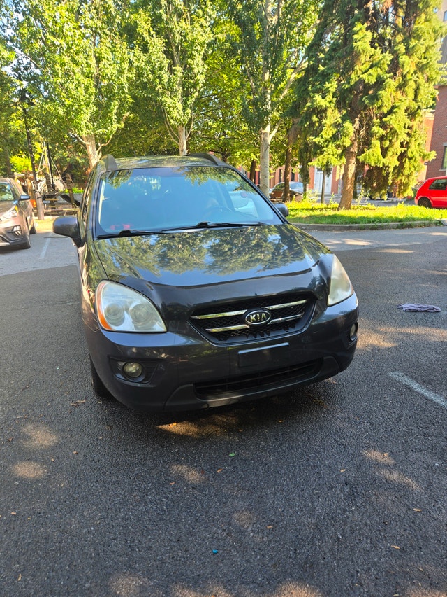 Kia rondo 2.4l 2008 165 000 km — photo 2
