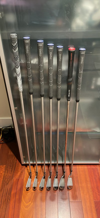 Full set of TAYLOR MADE IRONS 4-PW