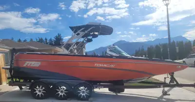 *Boat is on the water, being used, hours will increase with use - Max capacity 16 person - 24 ft- -...