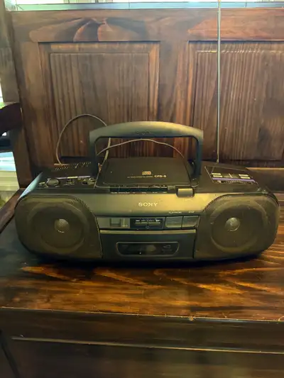 Retro Stereo,Vintage, 90s SONY CD/Radio/Cassette CFD-8, View more