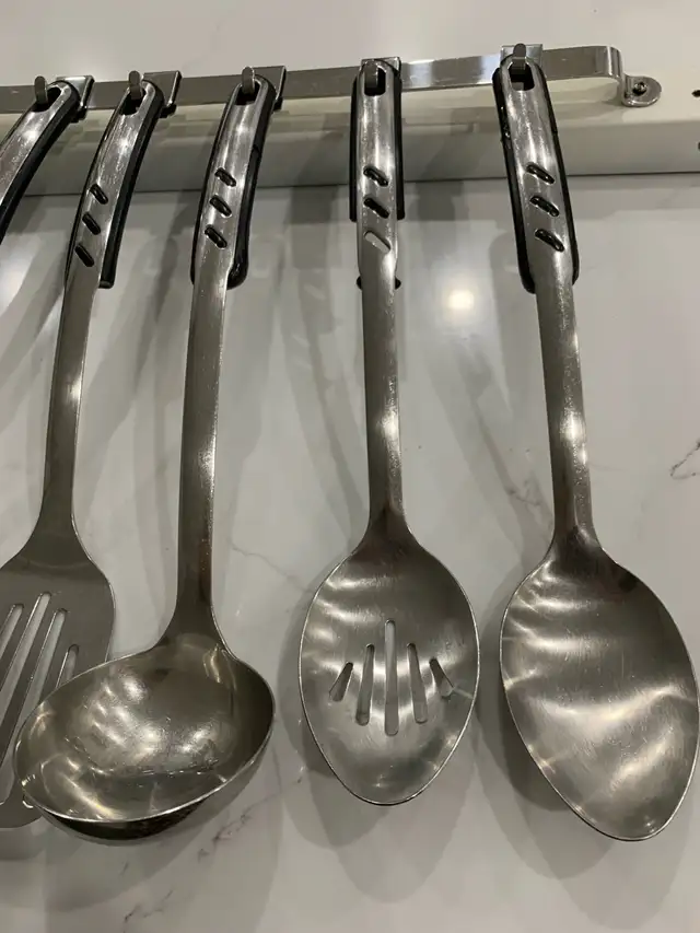 7 pieces stainless steel cooking utensils  in Kitchen & Dining Wares in Mississauga / Peel Region - Image 6