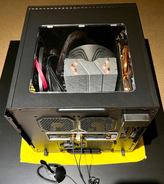 Mini-ITX PC A10-7860K, 8GB RAM, Windows 10 Pro, WiFi, extras in Desktop Computers in Markham / York Region - Image 4