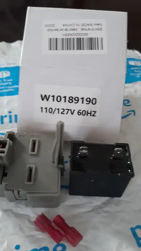 LG fridge relay and capacitor for sale.63234628911107122