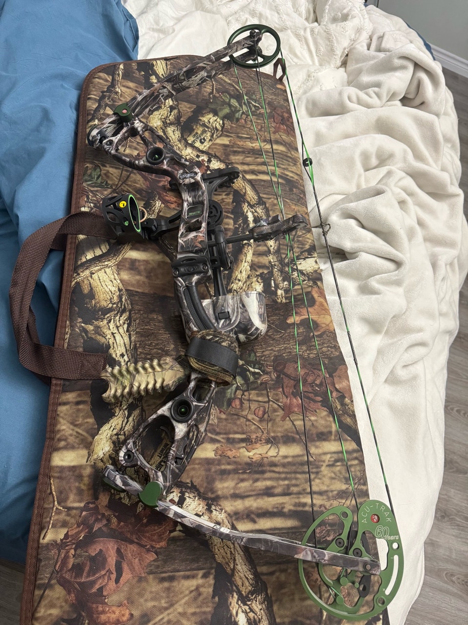 compound bow | Fishing, Camping & Outdoors | Fredericton | Free local ...