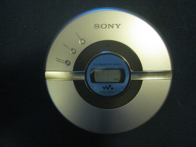 Sony D-EJ100 Walkman Portable CD Player in General Electronics in City of Toronto