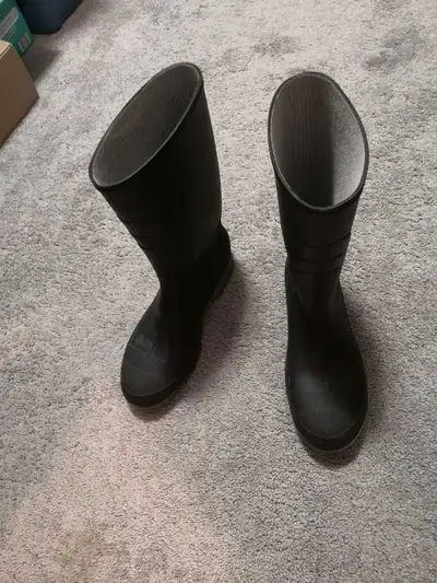 Rubber Boots men size 12, View more