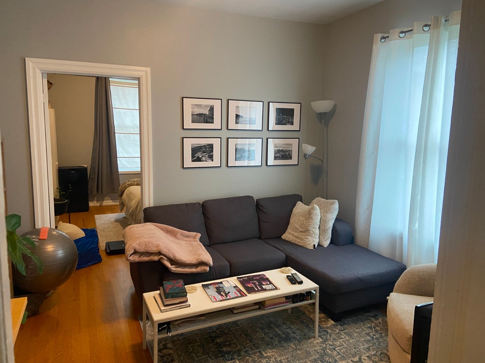 Quaint 1 bedroom for Dec 1st in Hintonburg Ottawa at $1700/mth 2