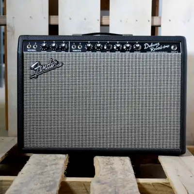 Fender Deluxe Reverb Tube Amp, View more