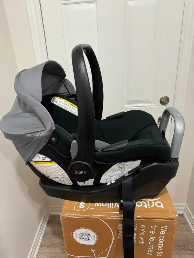 Britax Willow Infant Car Seat – Excellent Condition62863274894722122