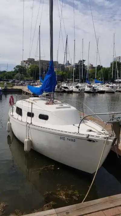 Grampian 26 - This is a deal you've been waiting for! Built in Oakville, 1975. She is in great condi...