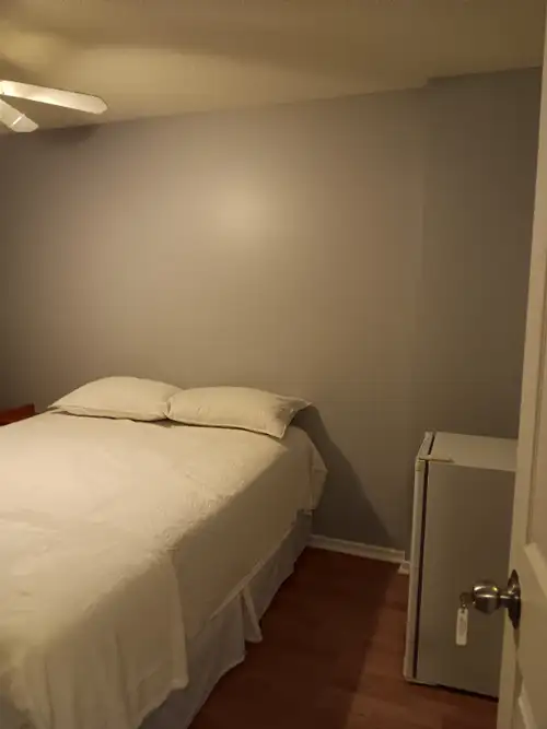 Furnished Room to Rent available June or sooner 770a mo./+75 towards Rogers Kanata South home - Glen...