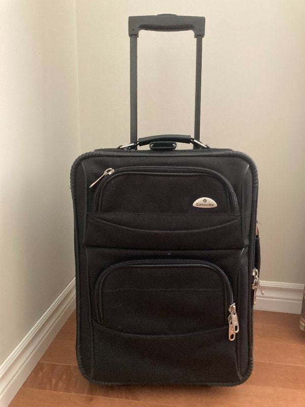 Carryon suitcase Other Ottawa Kijiji