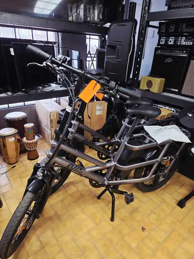 Vélo Électrique neuf cargo , View more