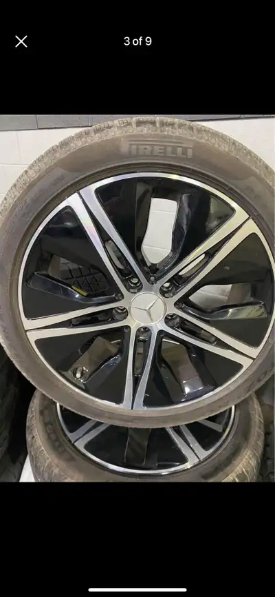 Set of 4 PIRELLI winter tired rim (225 45 18) pattern (5×112) TPMS 2022 MERCEDES-BENZ C300 RUN FLAT