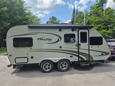 English version below ⬇️ PRIX RÉVISÉ : $31,500 Non négociable (Était : $36,500, réduite à $33,500) M...