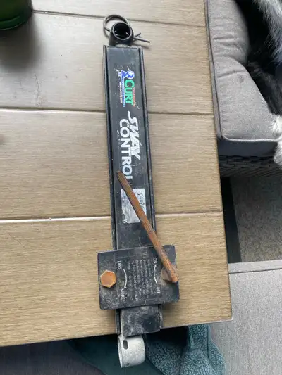 Camper hitch sway bar. Located close to U of C. If ad up still available.