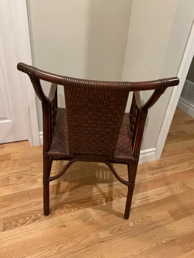 Hollywood Regency Tommi Parzinger Style Arm in Chairs & Recliners in La Ronge - Image 4