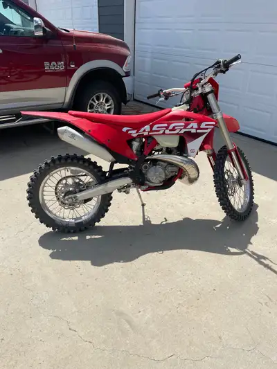 Crf80f Honda in new condition other than scuff on fender, very low run time. $2900 2023 GASGAS EC250...