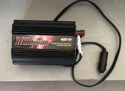 *** Pending Sale I am selling a used MotoMaster Eliminator 400W mobile power inverter, perfect for c...