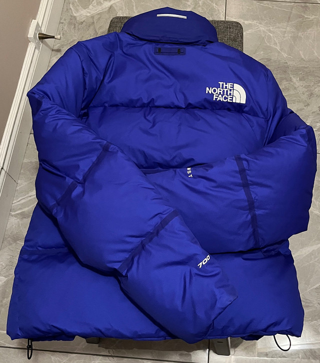 North Face Nuptse RMST Remastered 700 jacket  in Women's - Tops & Outerwear in City of Toronto - Image 4